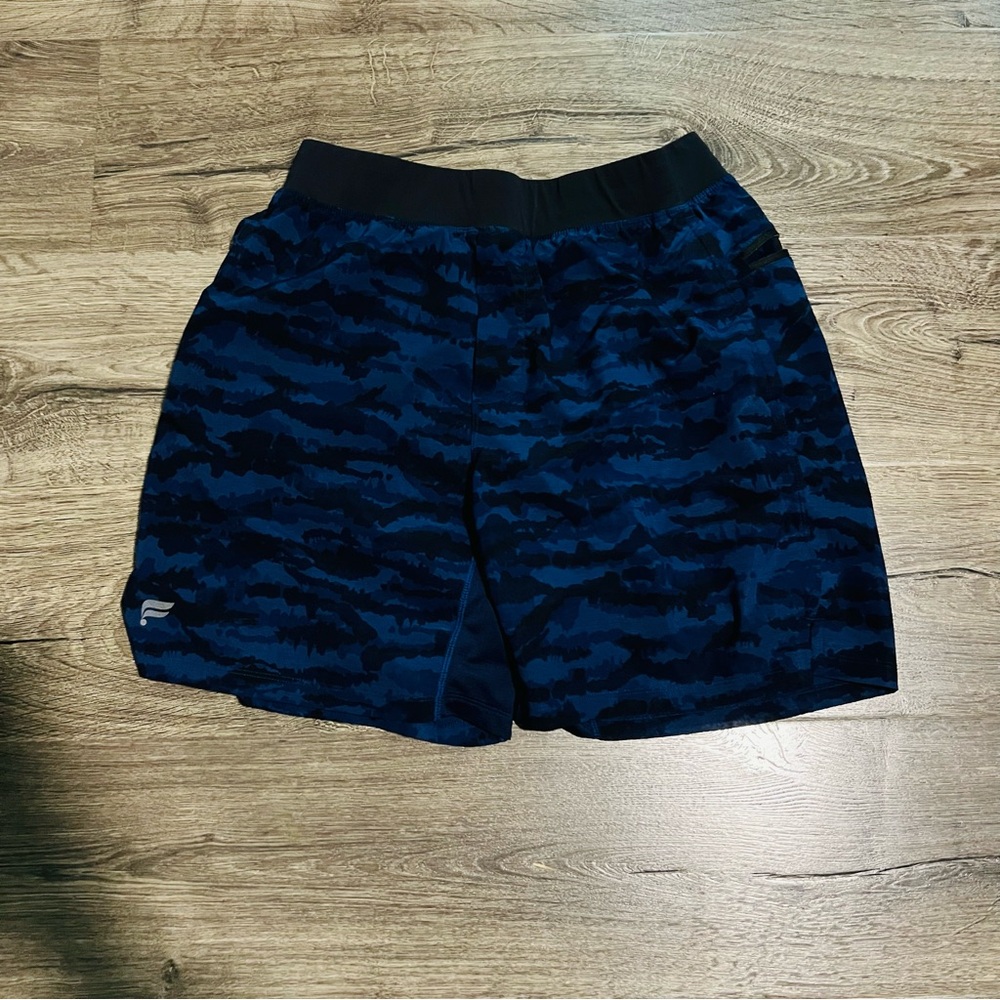 FABLETICS Men’s Blue/Black Camo The Franchise Shorts 7” Sz Large Gym Running - Picture 3 of 8